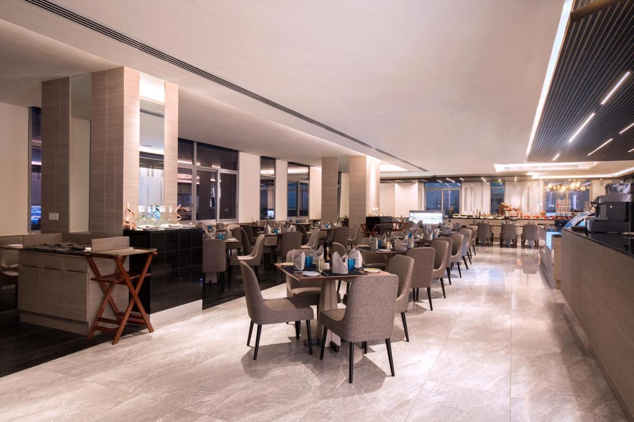 Zealax Hotel & Residence Янгон Экстерьер фото