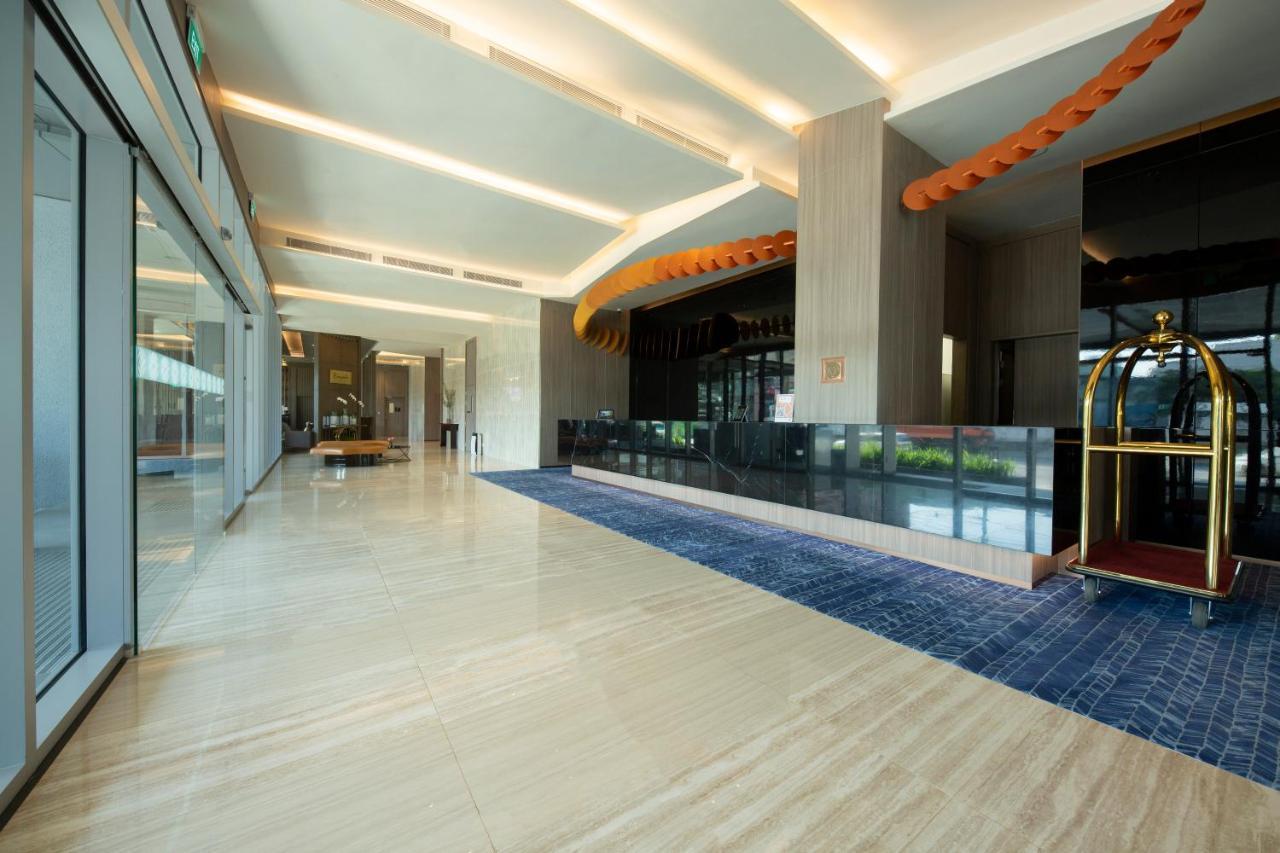 Zealax Hotel & Residence Янгон Экстерьер фото