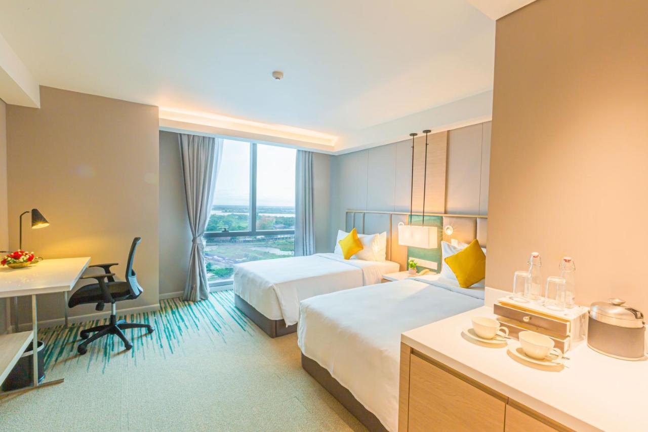 Zealax Hotel & Residence Янгон Экстерьер фото