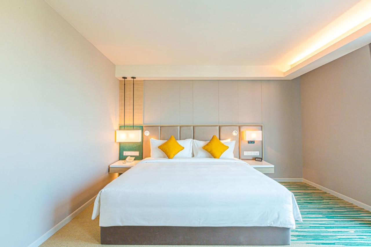 Zealax Hotel & Residence Янгон Экстерьер фото